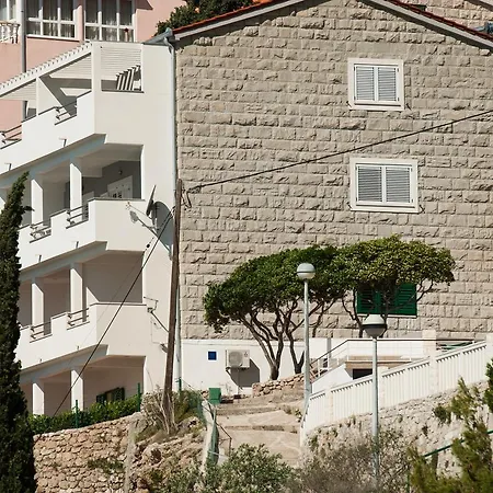 Davor Apartman