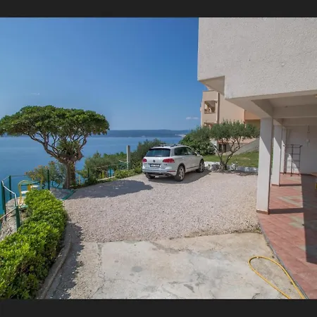 Davor Apartman *
